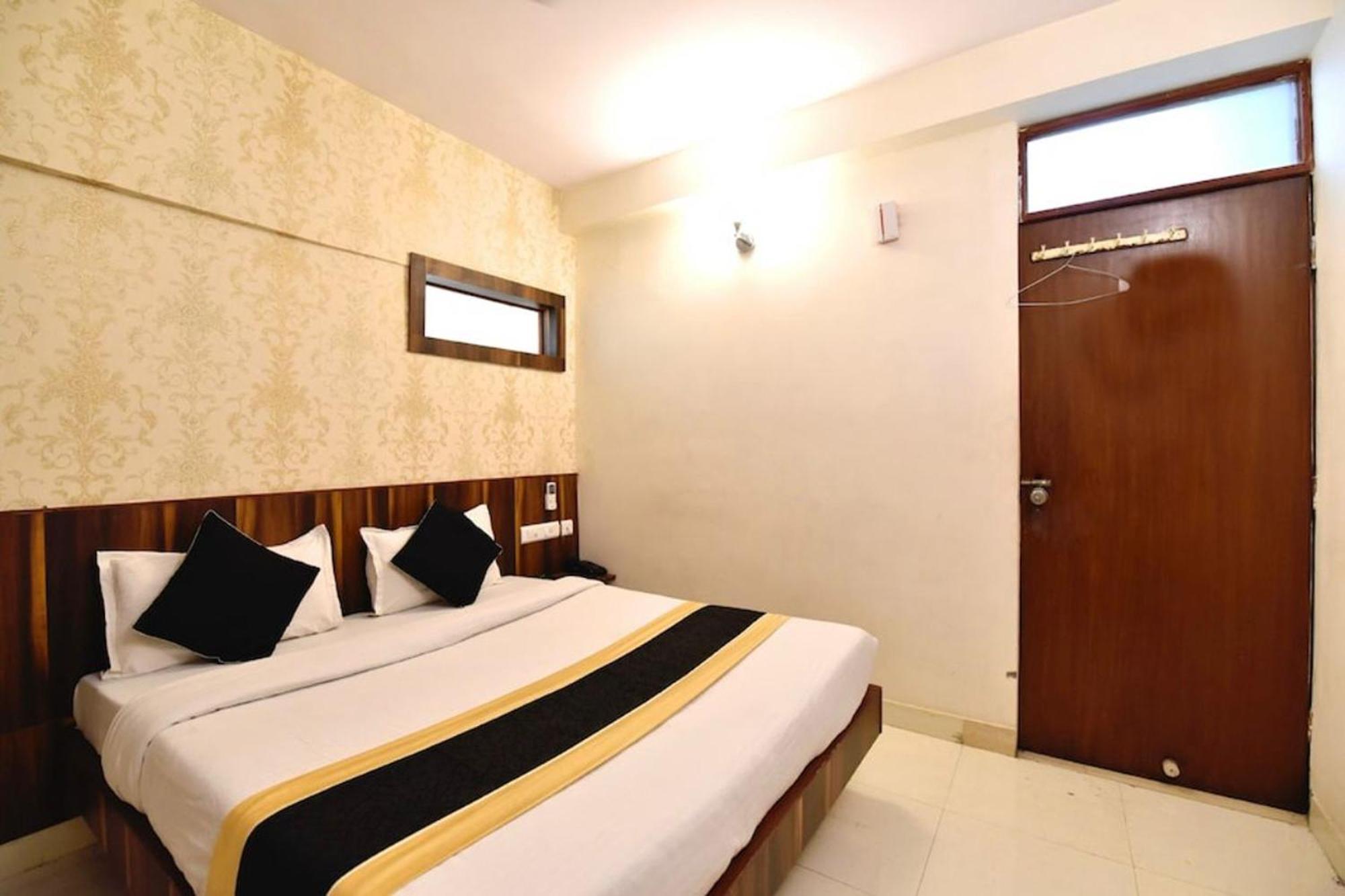 Hotel Rang Mahal Near Jaipur International Airport 외부 사진