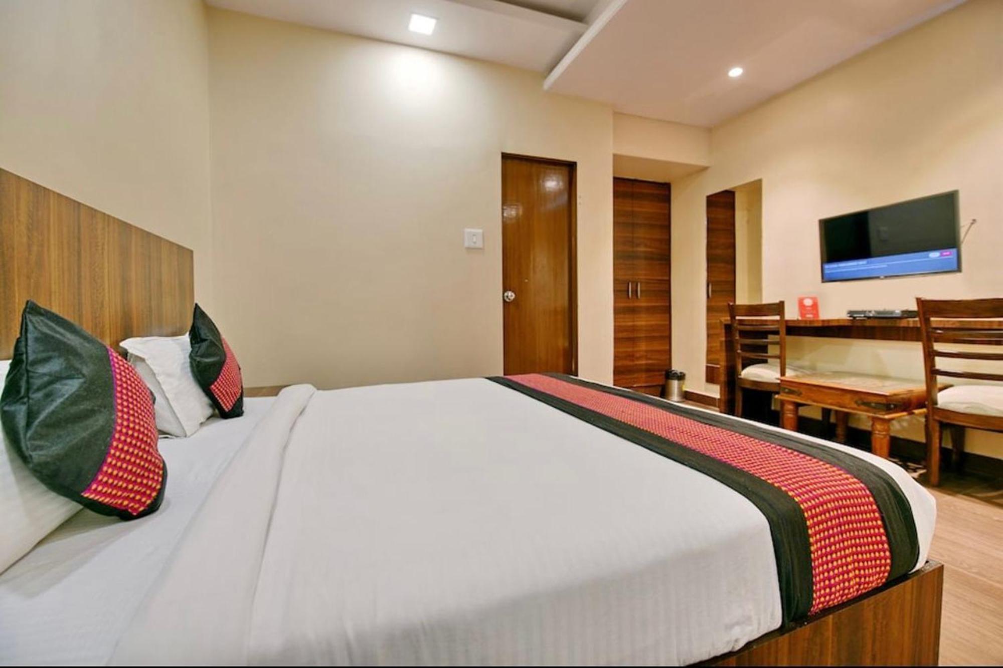 Hotel Rang Mahal Near Jaipur International Airport 외부 사진