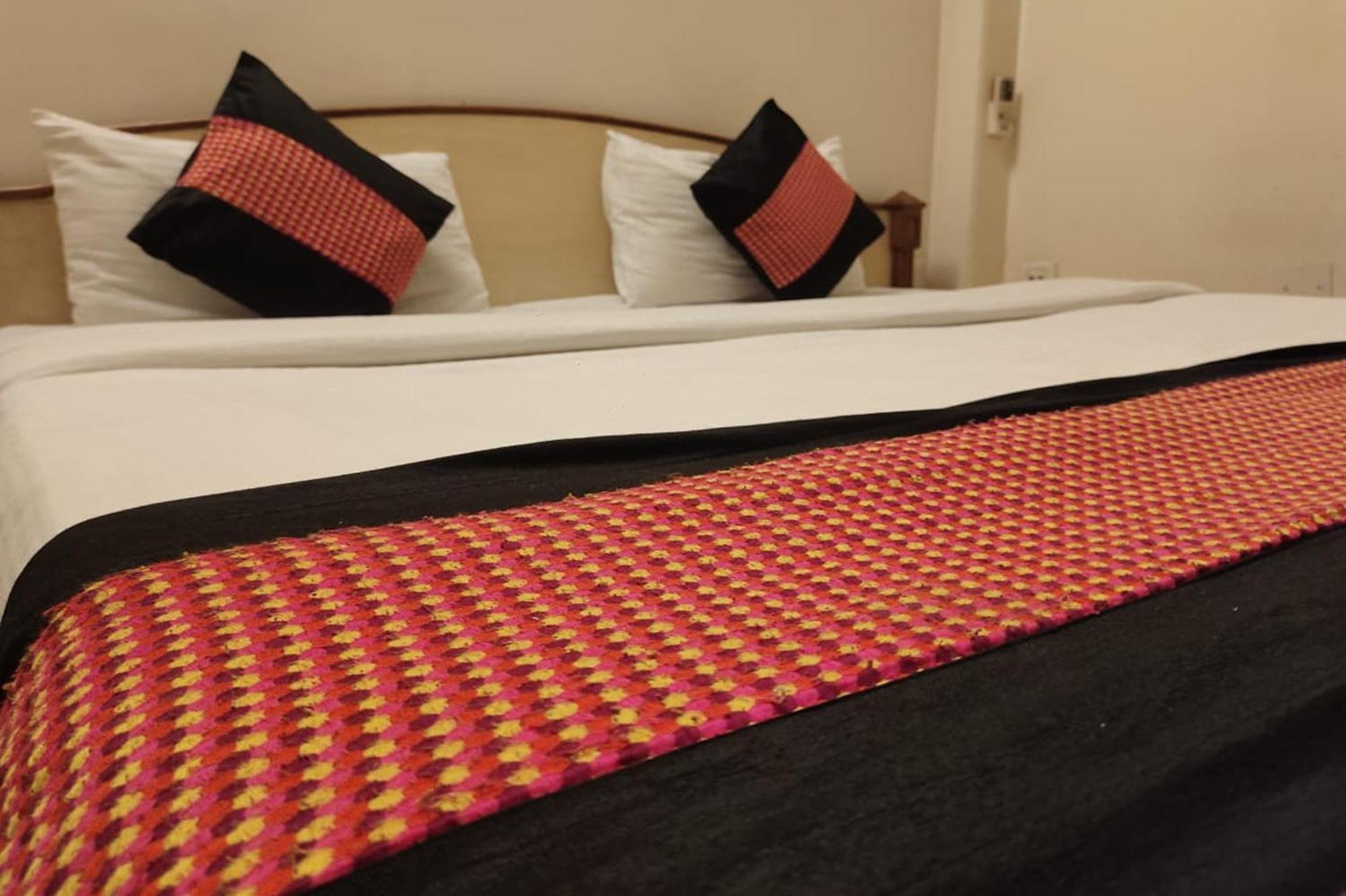 Hotel Rang Mahal Near Jaipur International Airport 외부 사진