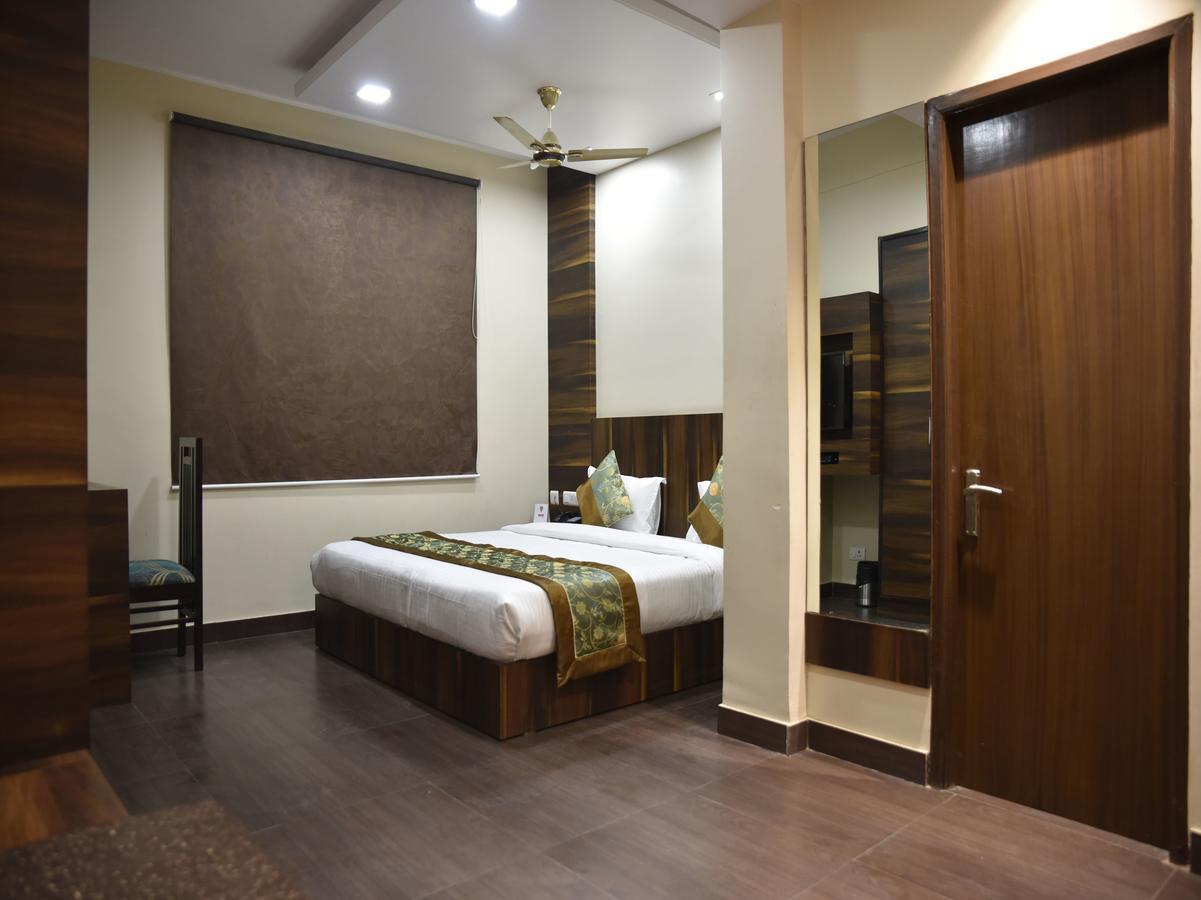Hotel Rang Mahal Near Jaipur International Airport 외부 사진